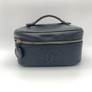 CHANEL CAVIAR CC VINTAGE BLACK VANITY COSMETIC BAG